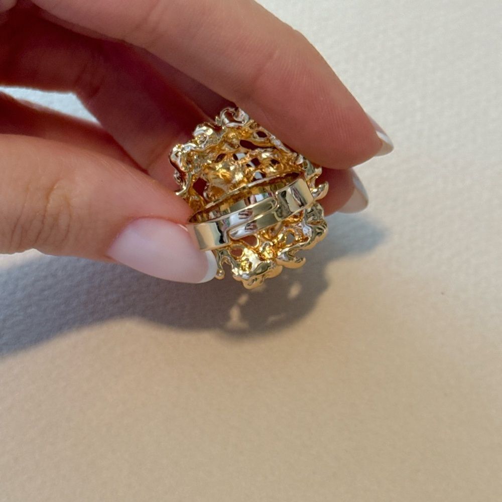 Flower statement  ring A897 - Picture 4 of 5